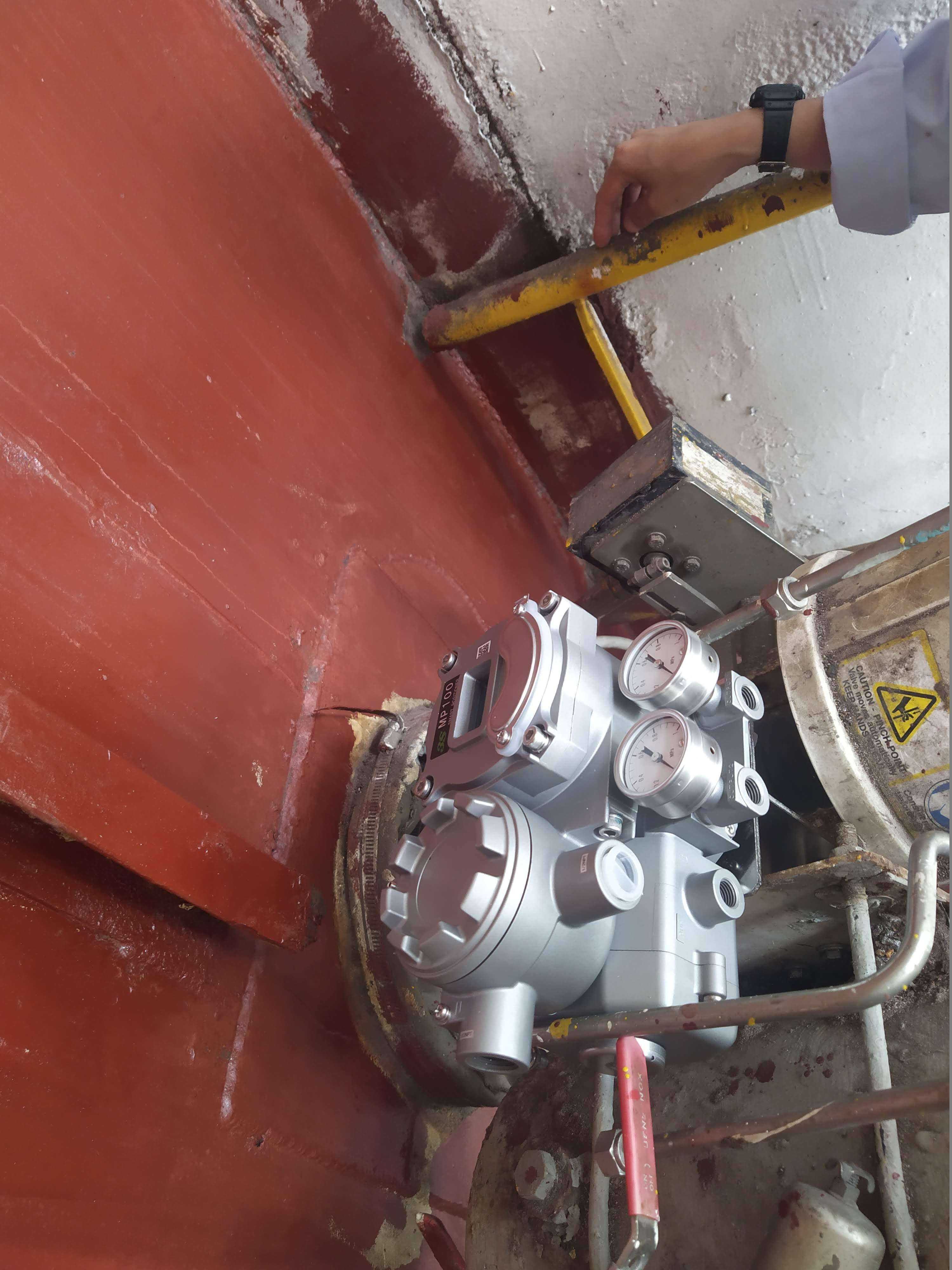 Install smart positioner MP100 for Ninh Binh nitrogenous fertilizer