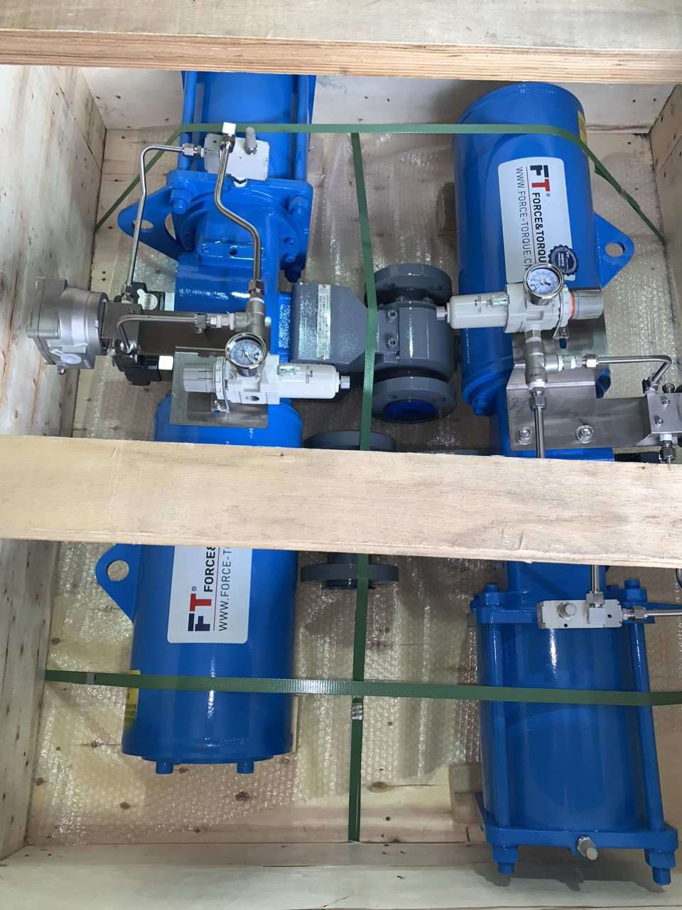 Supplying slurry valves for the peat supply line of Ha Bac nitrogenous fertilizer